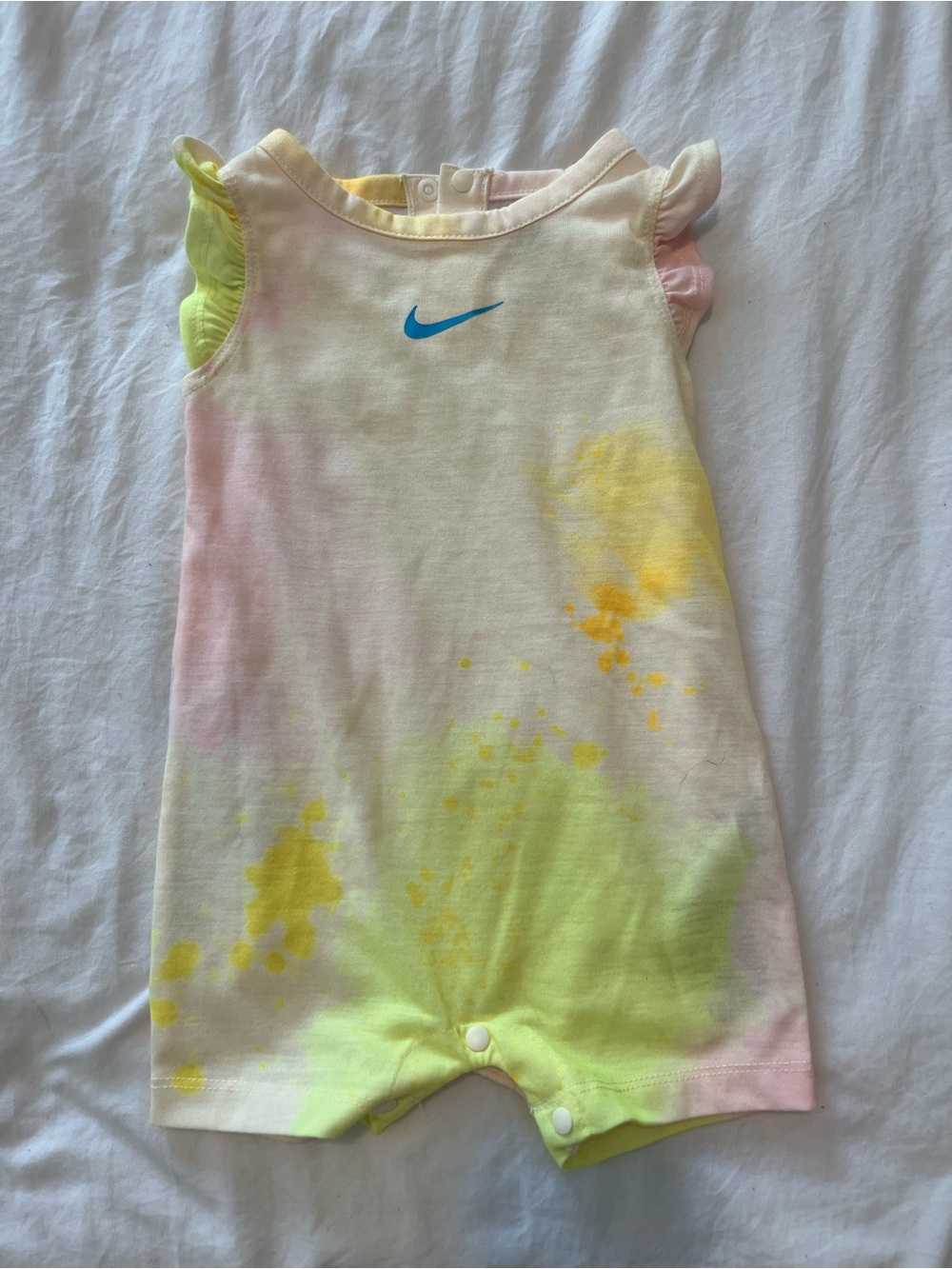 Nike rainbow oneise 6m